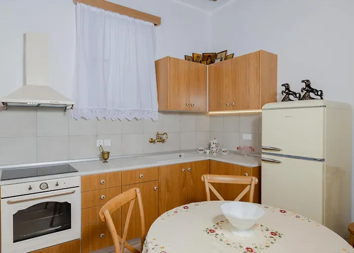 Ikia Damianou Traditional House Archangelos (Rhodes)