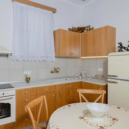 Ikia Damianou Traditional House Archangelos (Rhodes)